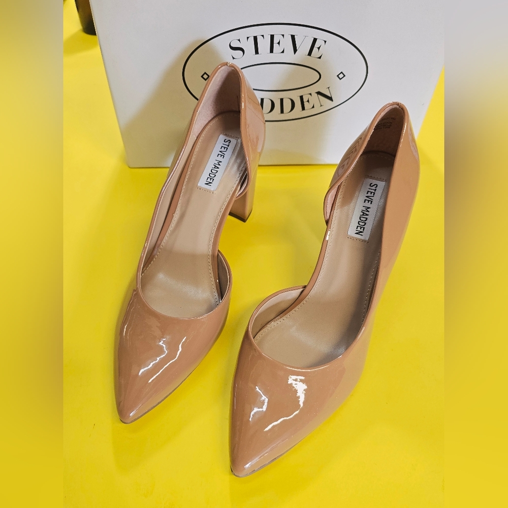 Steve Madden Women's Nude Pumps